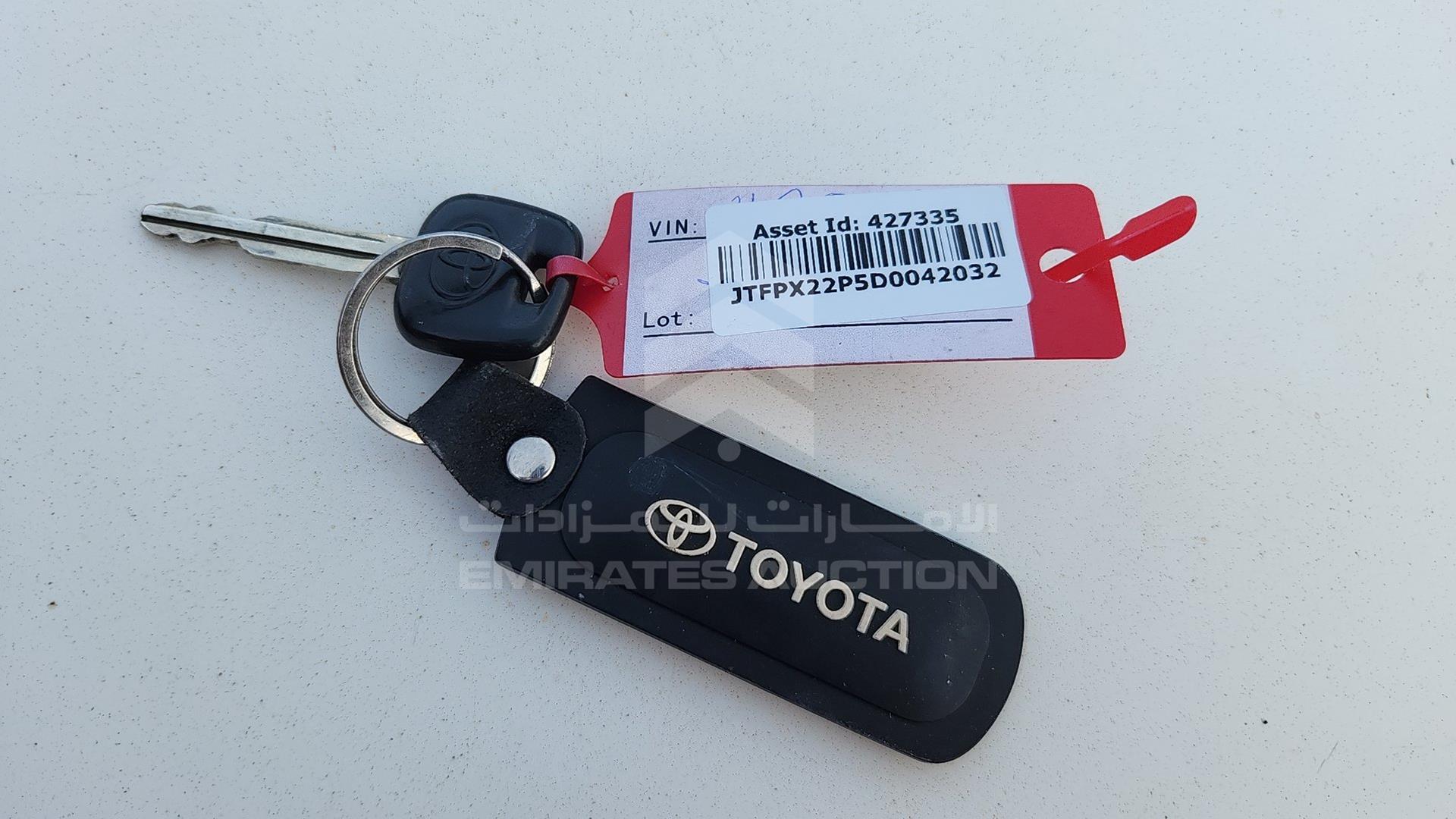 2013 TOYOTA HIACE VIN: JTFPX22P5D0042032