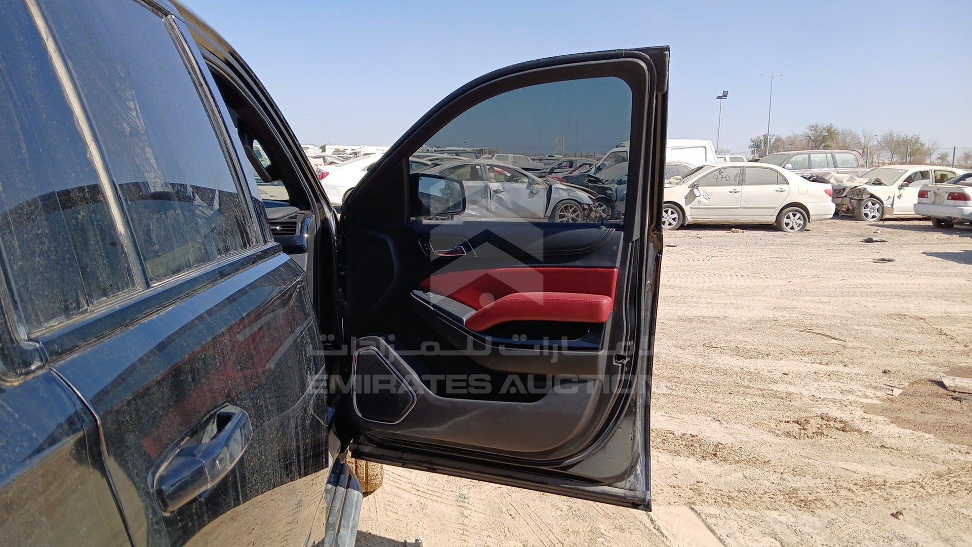 2015 CHEVROLET SUBURBAN VIN: 1GNSKJKC4FR633256