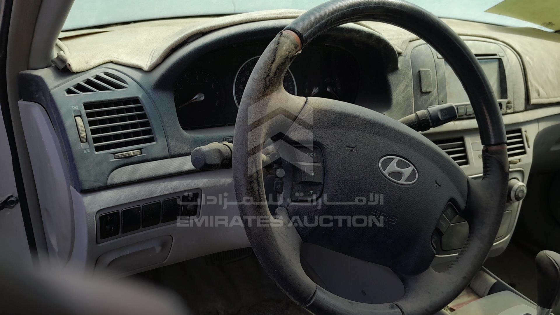 2007 HYUNDAI SONATA VIN: KMHEU41F87A327623
