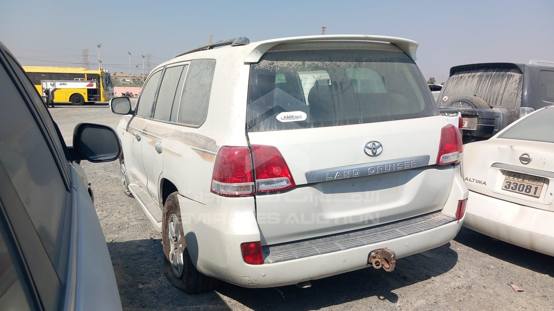 2009 TOYOTA LAND CRUISER VIN: JTMDU09J494018850