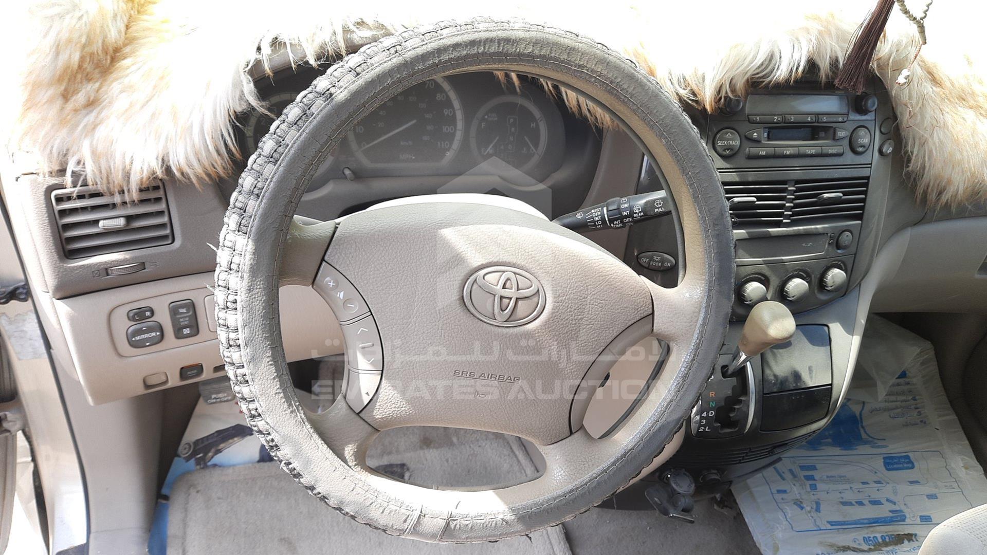 2004 TOYOTA SIENNA VIN: 5TDZA23C84S110061
