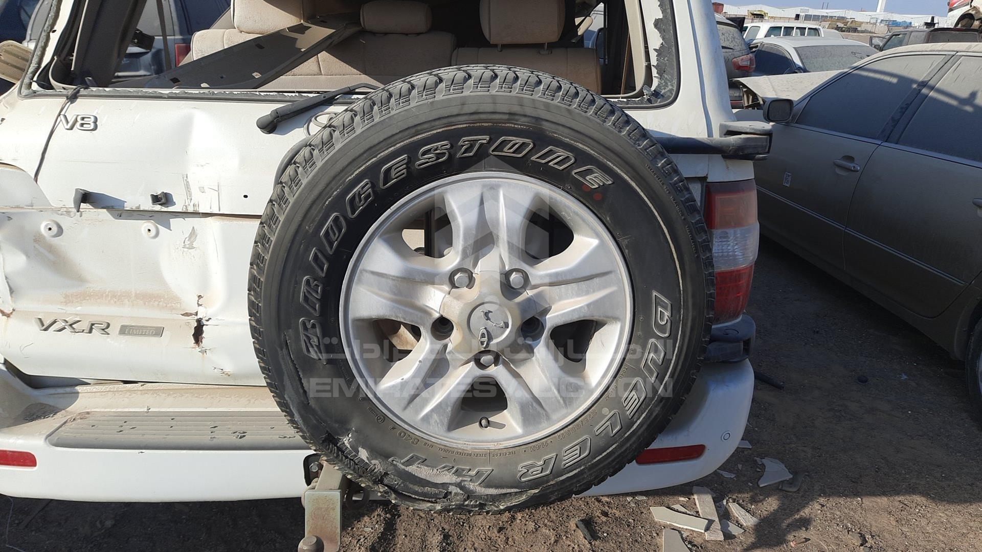 2007 TOYOTA LAND CRUISER VIN: JTEHT05J172106821