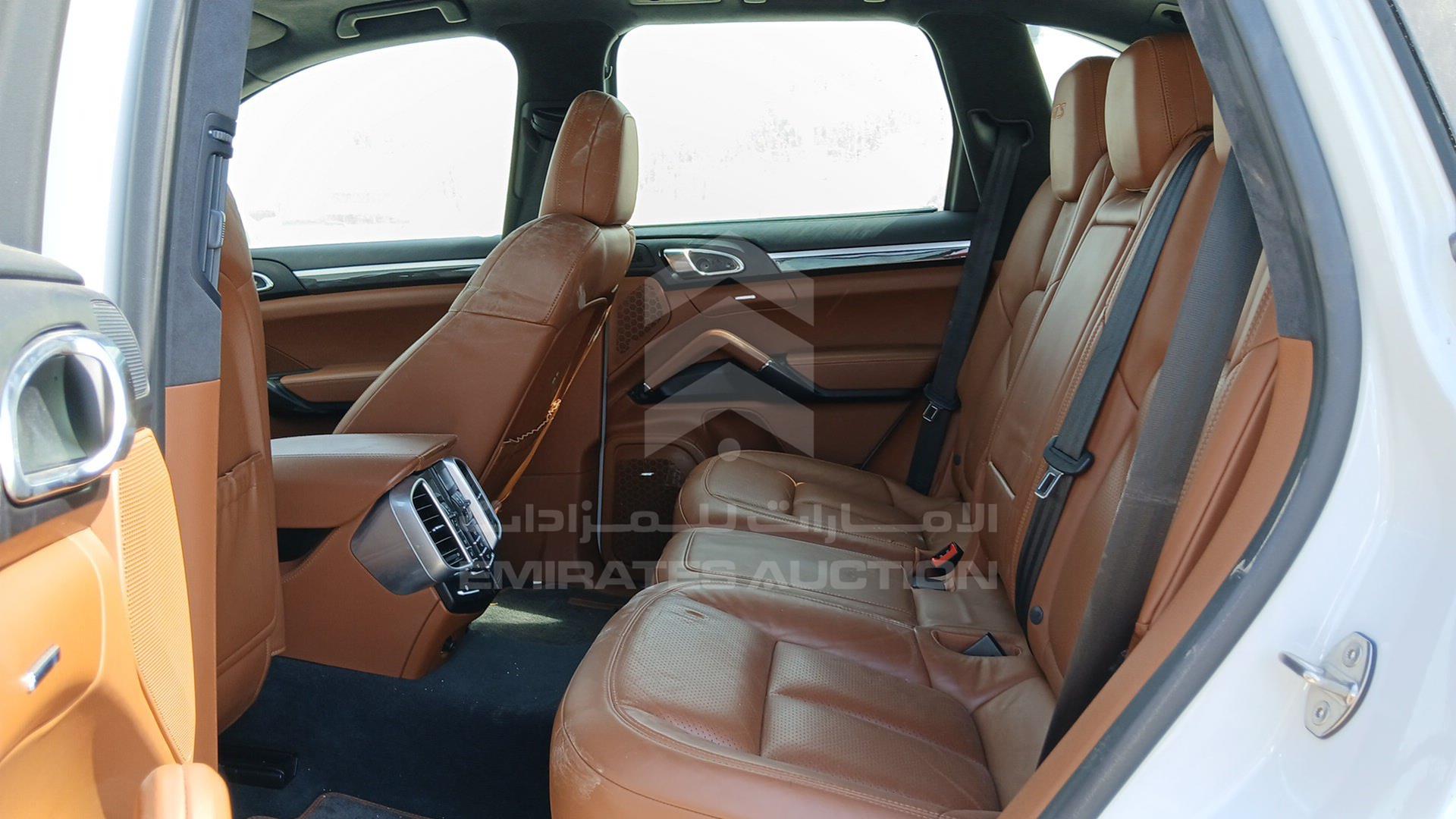 2016 PORSCHE CAYENNE VIN: WP1ZZZ92ZGLA78848