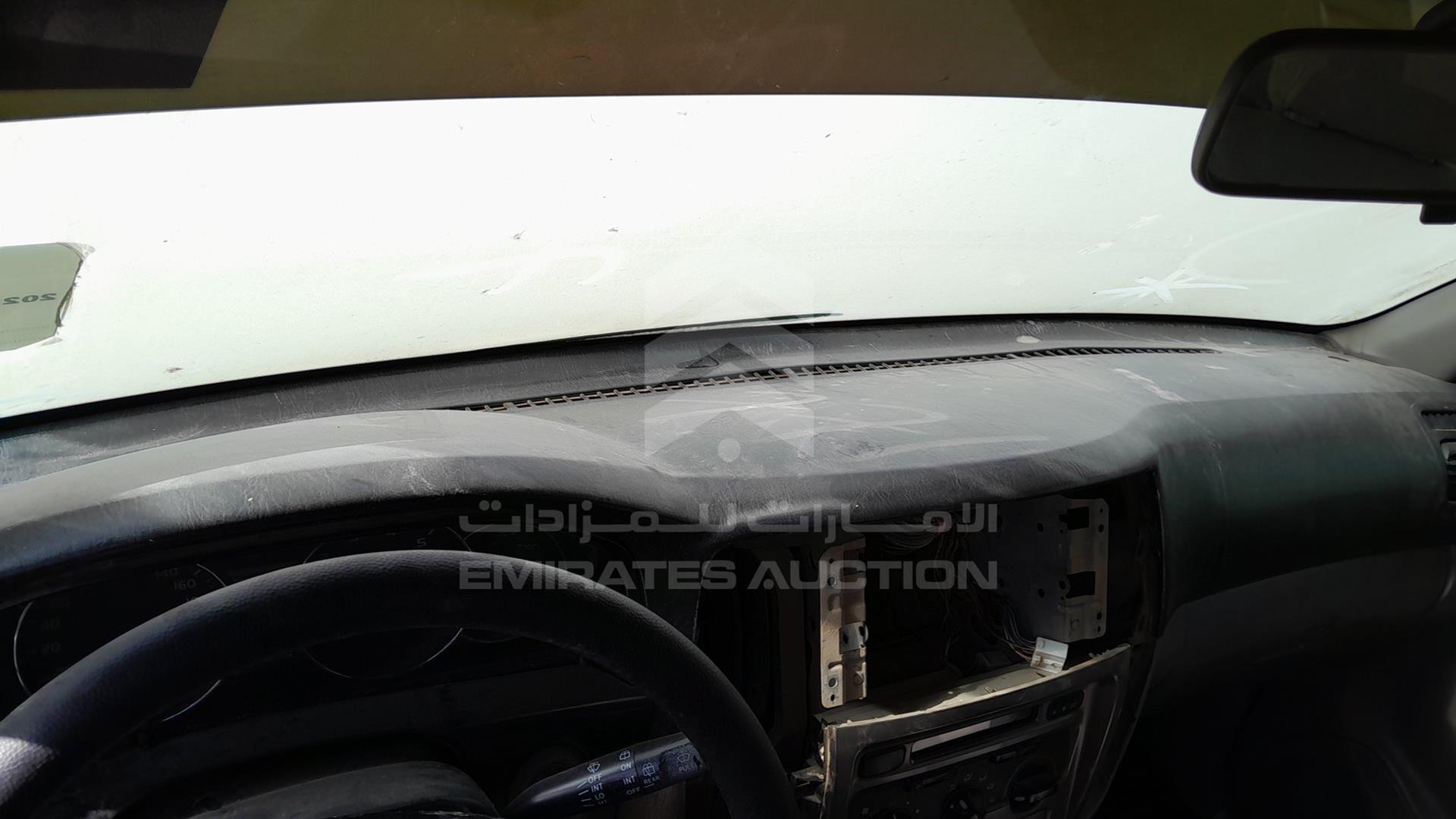 2004 TOYOTA LAND CRUISER VIN: JTGHJ01J843004764