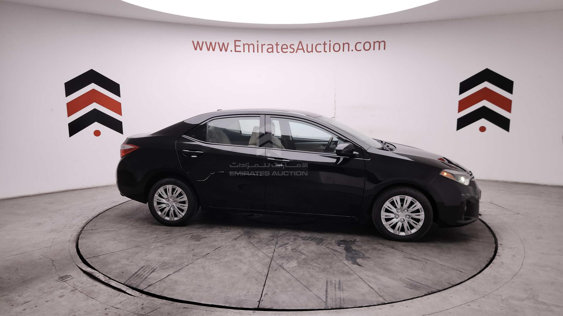 2016 TOYOTA COROLLA VIN: 2T1BURHE8GC484372