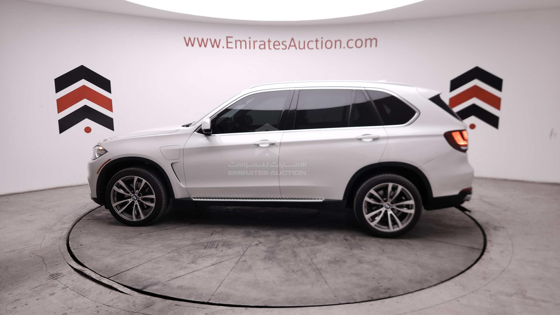 2017 BMW X5 VIN: 5UXKT0C54H0S79907