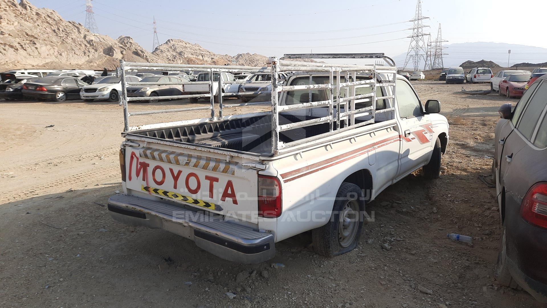 2000 TOYOTA HILUX VIN: JT4AG4265Y0016439