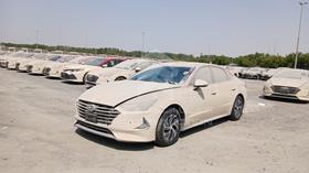 2021 Hyundai Sonata Hybrid — Front Left Angle — Photo 6 — Thumbnail
