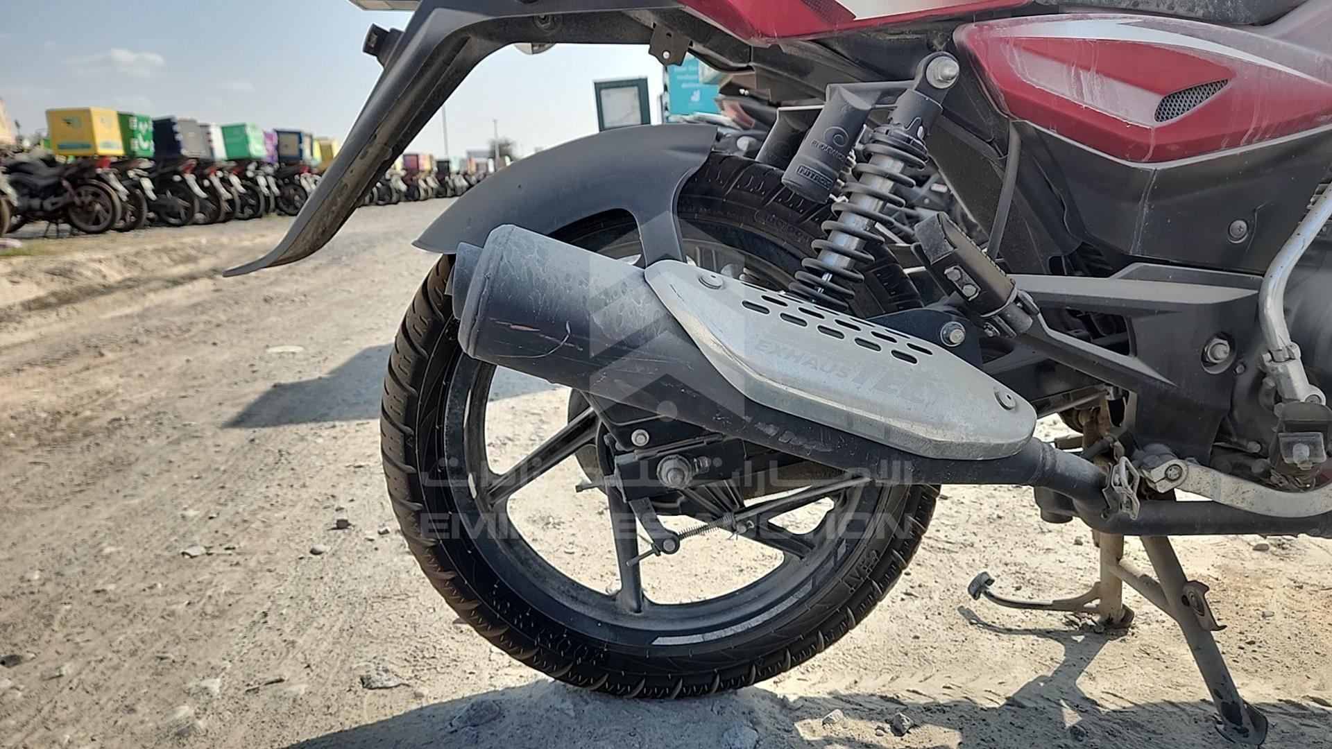 0 BAJAJ PULSAR VIN: MD2A11CX4LCE59855