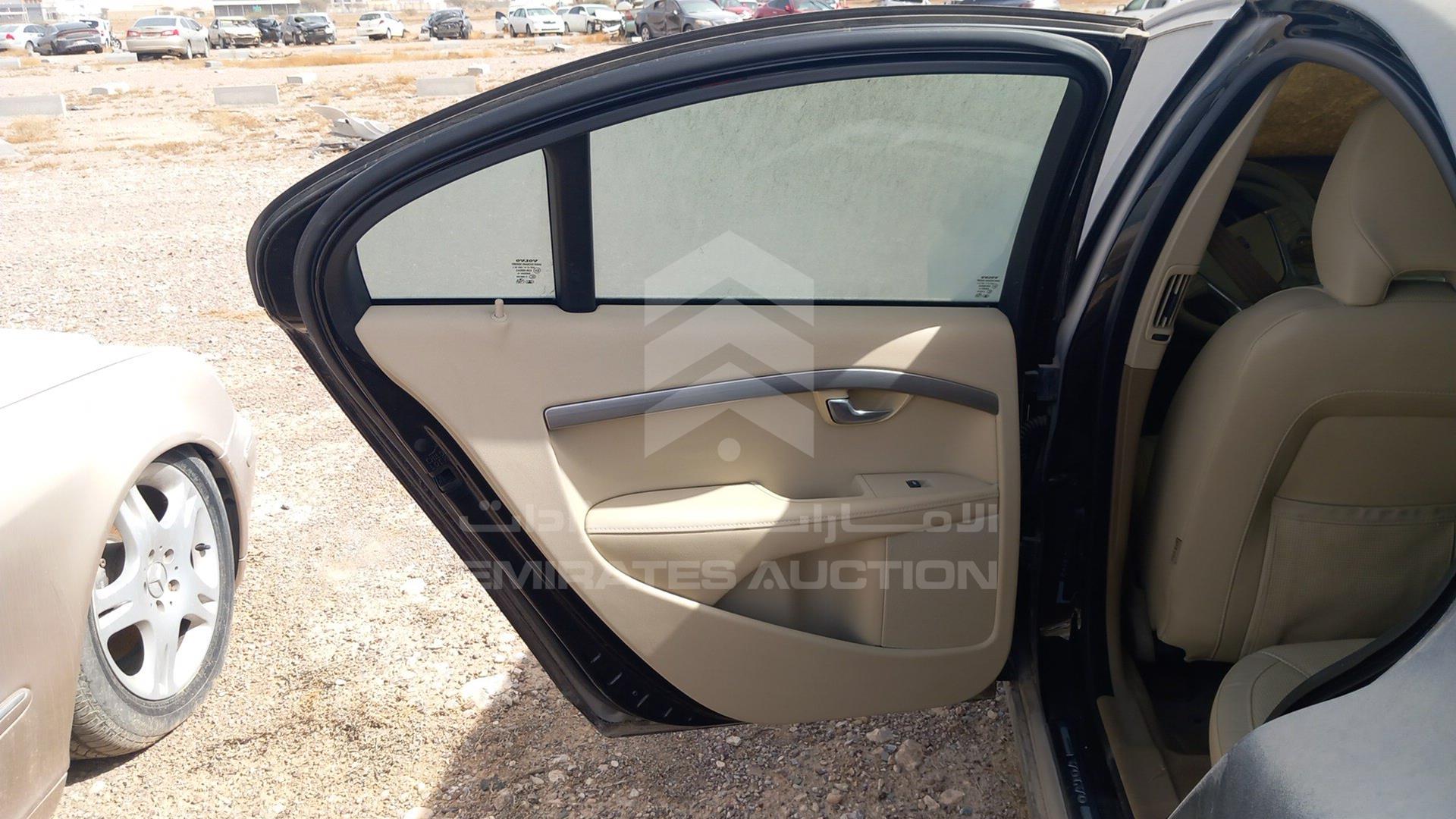 2011 VOLVO S 80 VIN: YV1AS6052B1138286