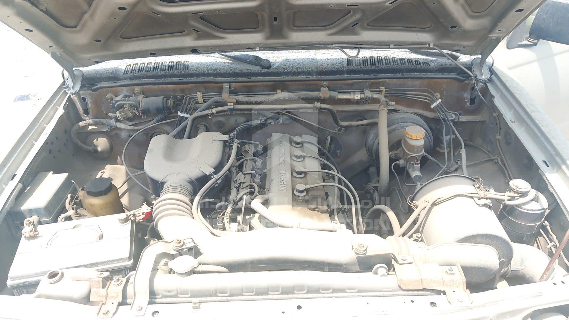 2004 NISSAN 2400 VIN: JN6DD23S14X156153