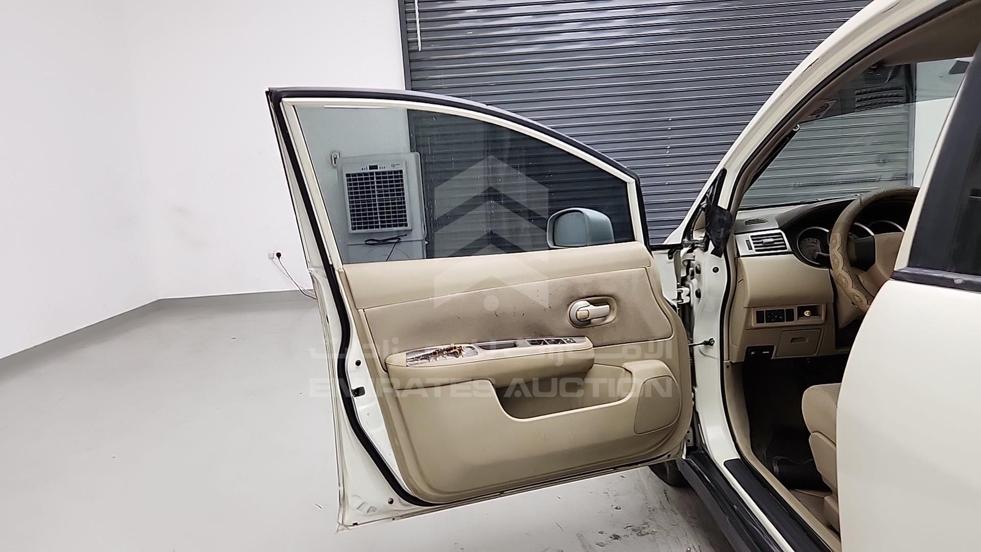 2009 NISSAN TIIDA VIN: JN1CC13C49T031458