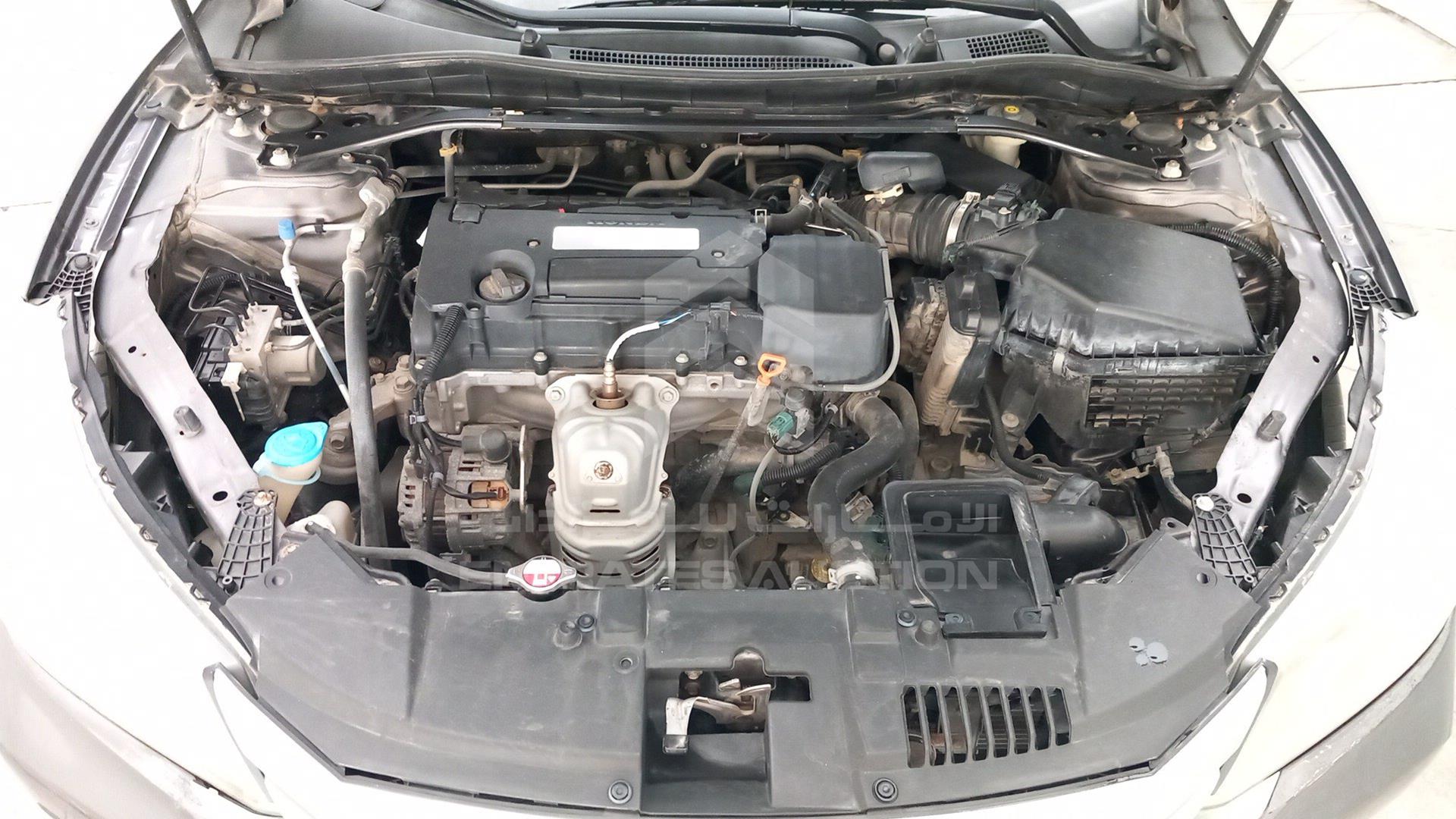 2015 HONDA ACCORD VIN: 1HGCR2F72FA103024