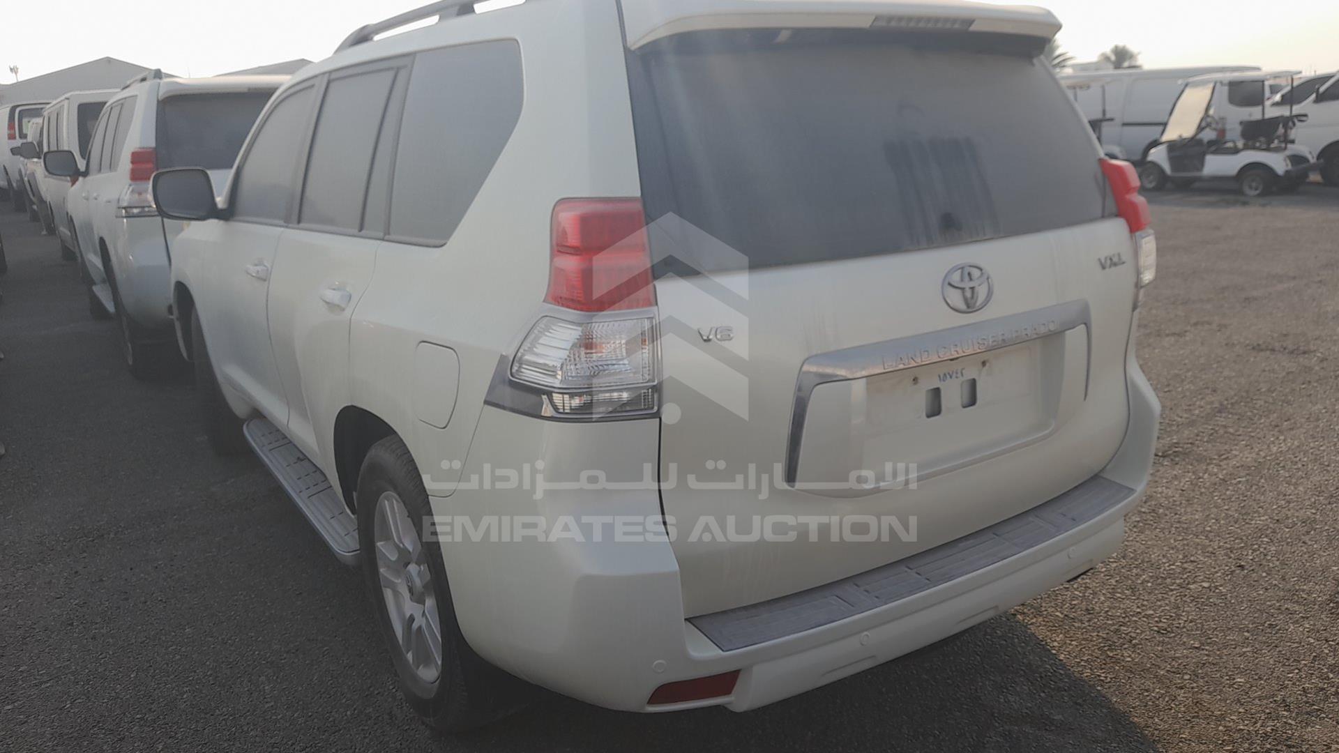 2010 TOYOTA LAND CRUISER PRADO VIN: JTEBU3FJ8AK011909