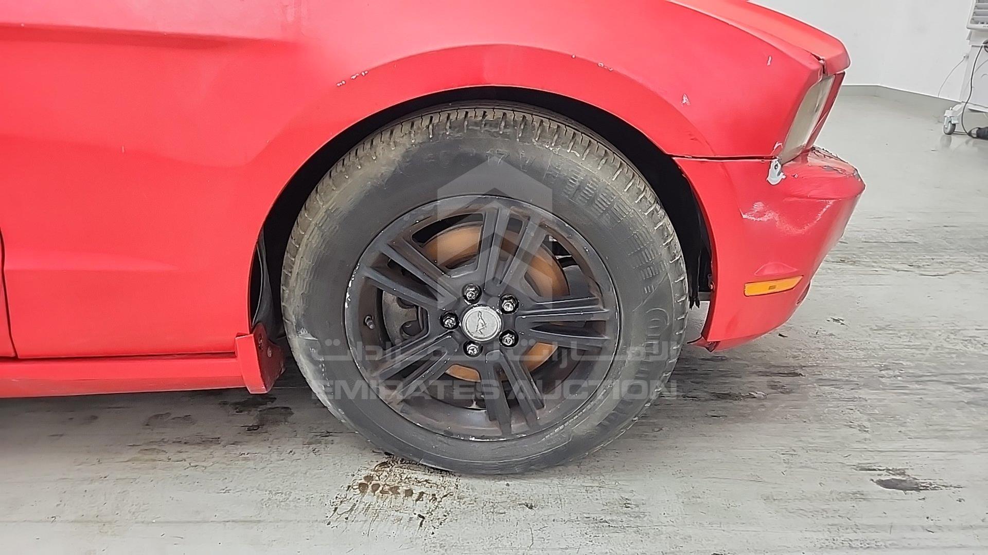 2011 FORD MUSTANG VIN: 1ZVBP8AM5B5165923