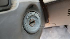 2001 Mazda 626 — Keys — Photo 4 — Thumbnail
