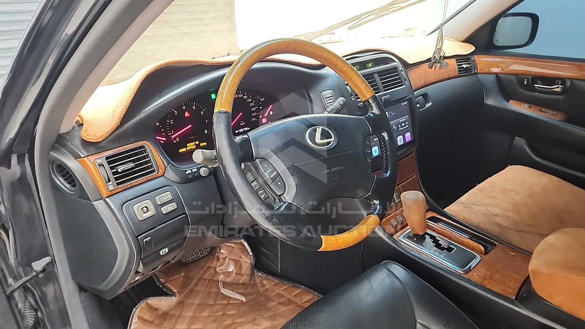 2002 LEXUS LS 430 VIN: JTHBN30F900025932