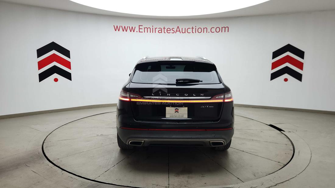 2019 Lincoln Nautilus — Rear View — Photo 9
