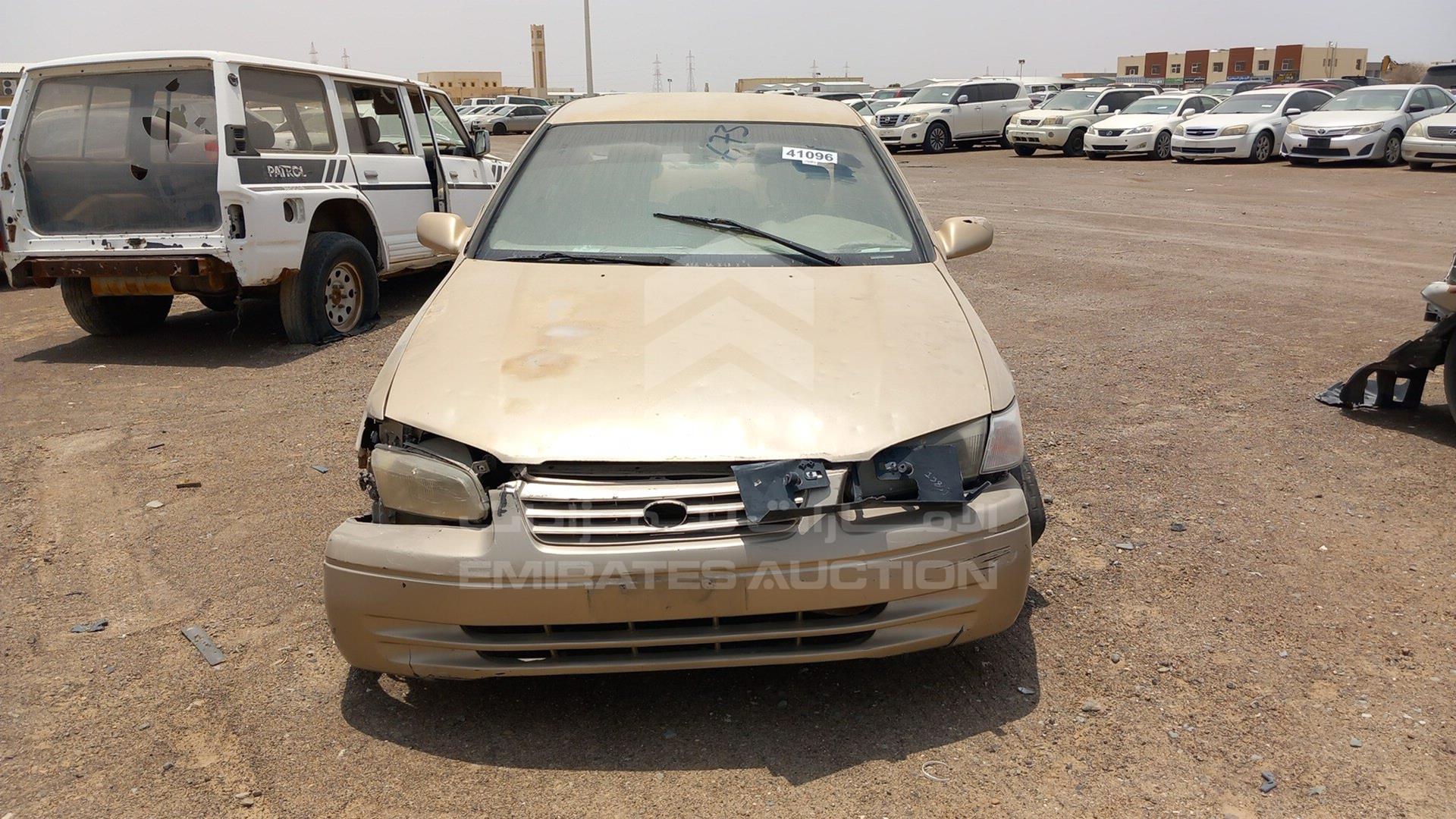 1998 TOYOTA CAMRY VIN: JT2BG22K5W0135488
