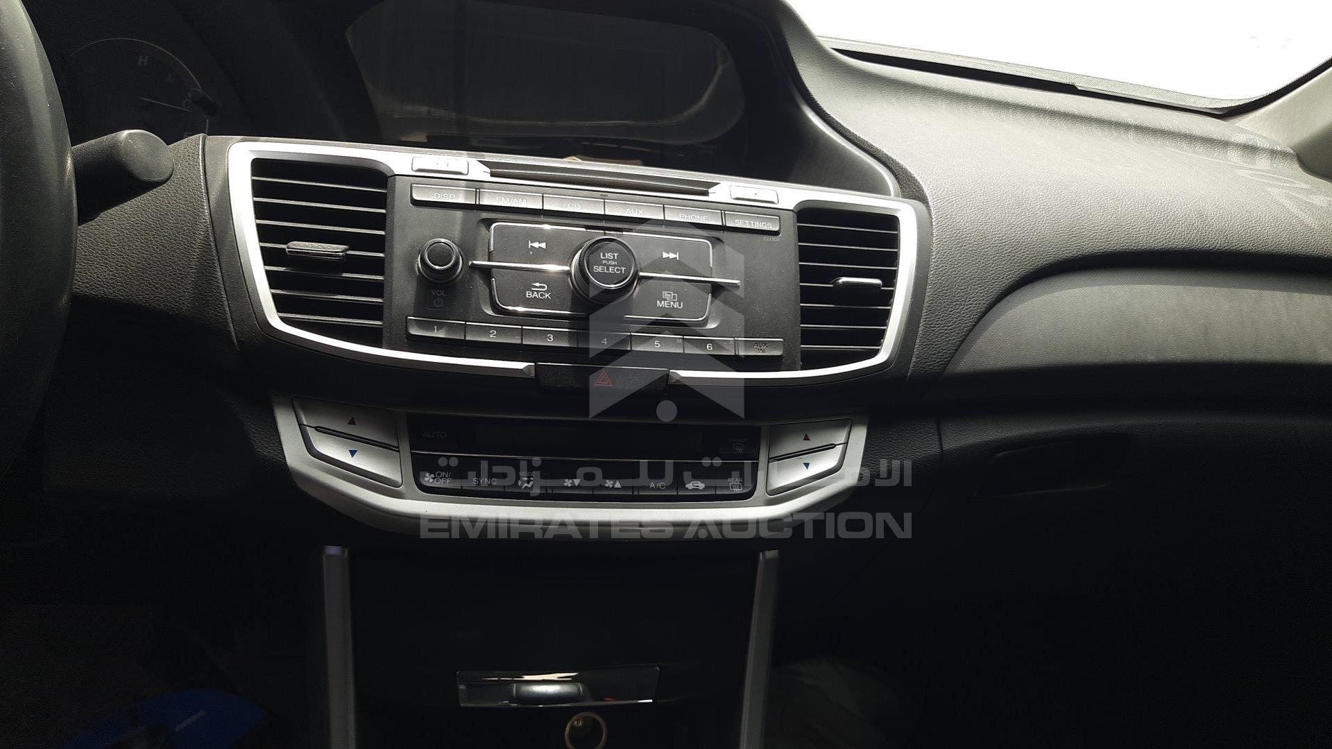 1HGCR2F34DA038090 - 2013 Honda Accord - #358166