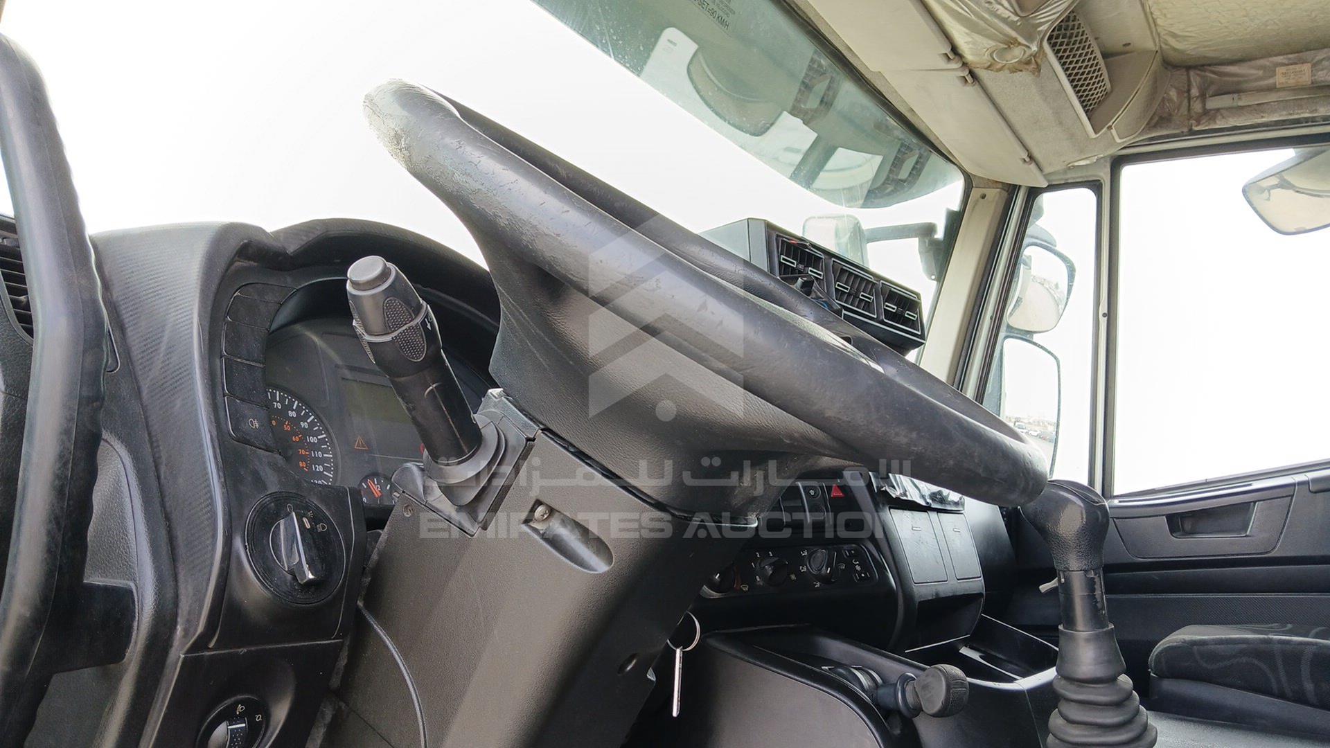 2014 IVECO 380 VIN: WJME3TRE4EC280005