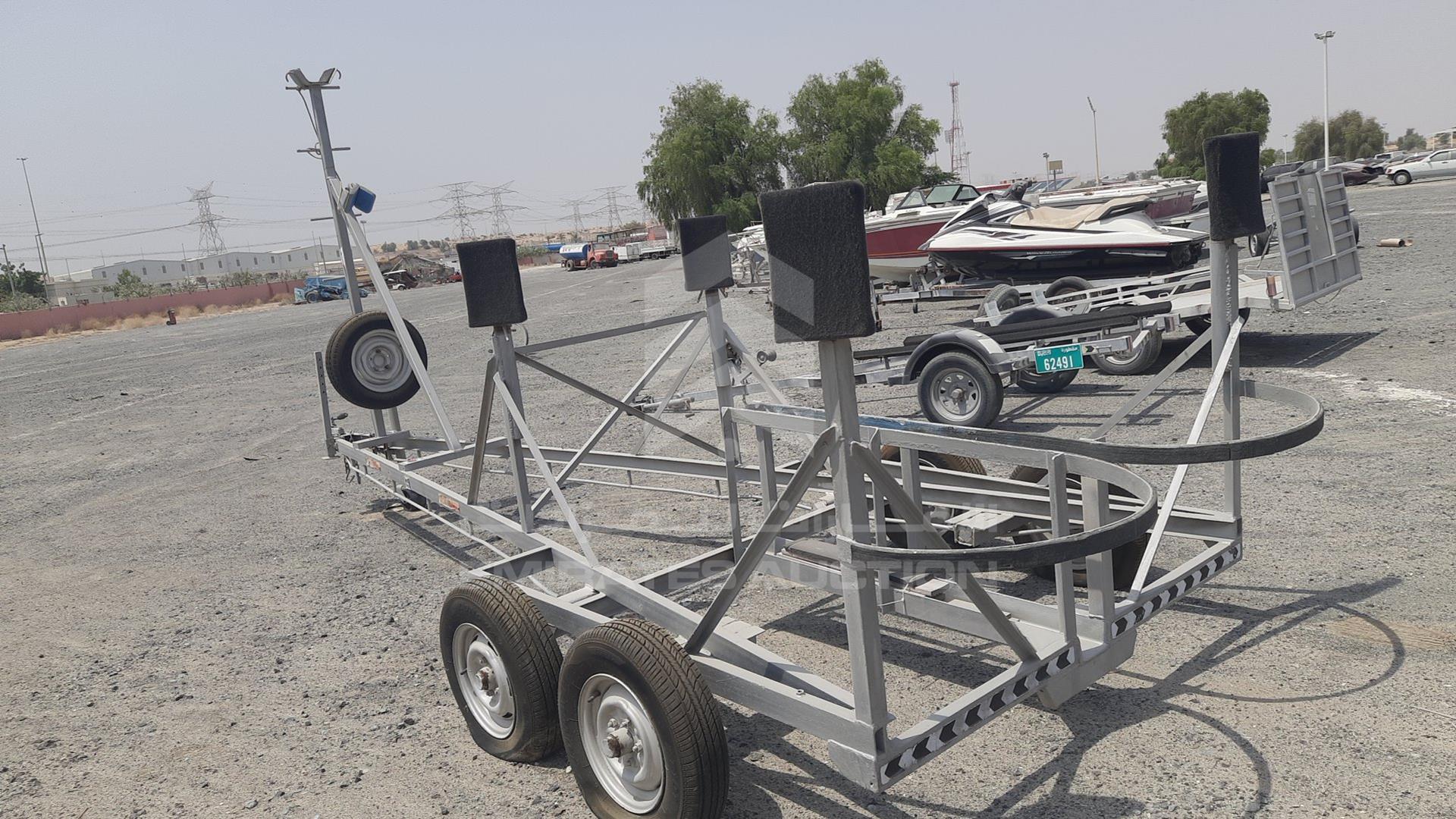 0 TRAILER LOCAL VIN: D104619DXBTRAILER