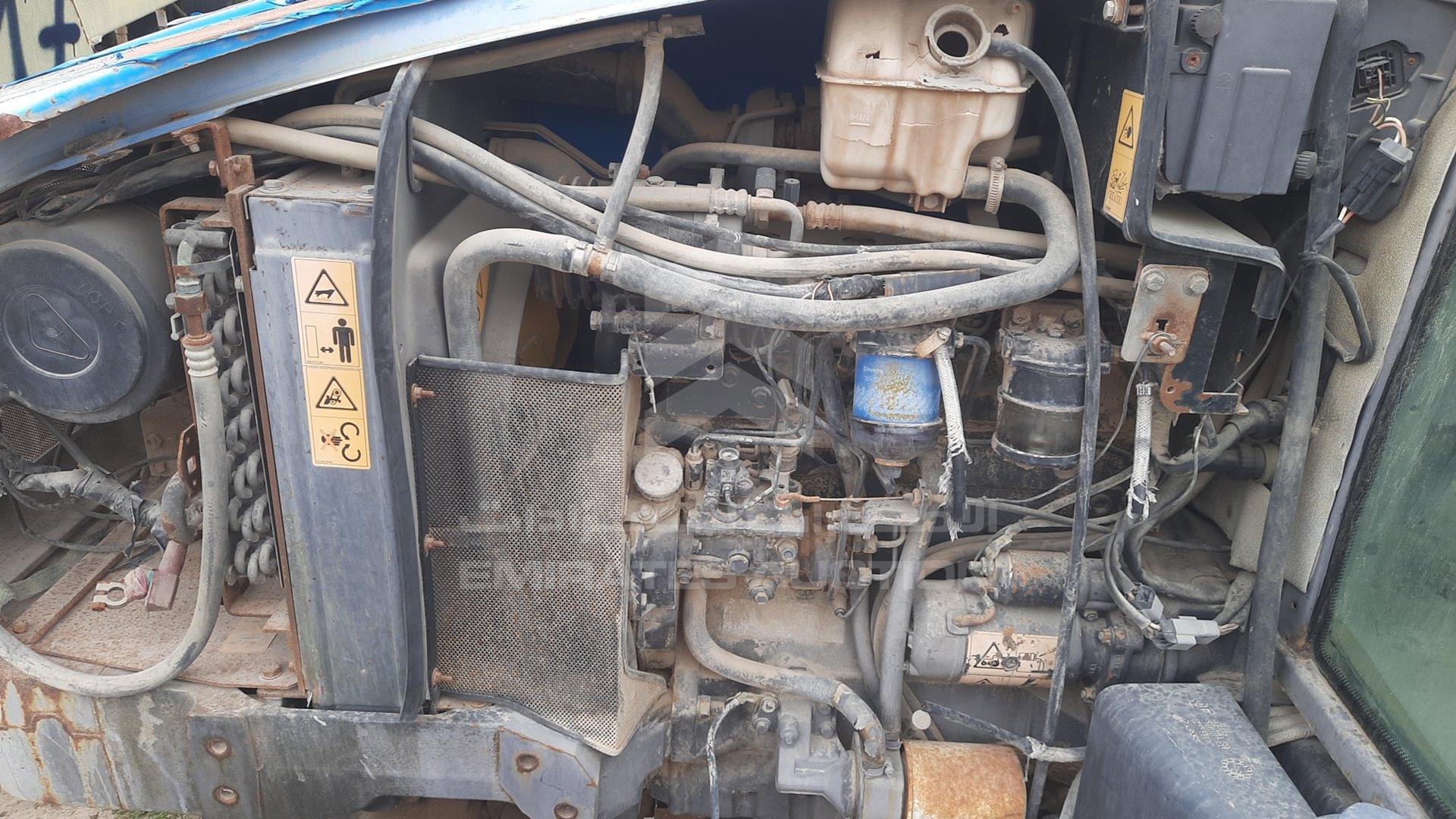 2002 TRACTOR --- VIN: MFDLM46029