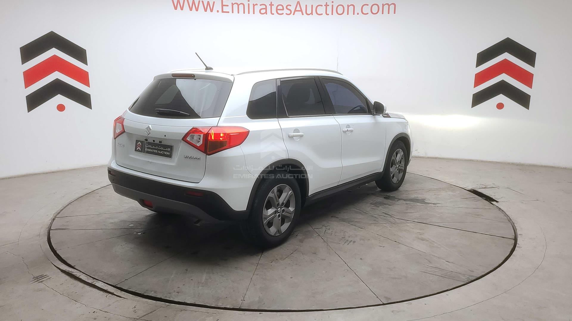 2018 SUZUKI VITARA VIN: TSMYD2A2XJM519149