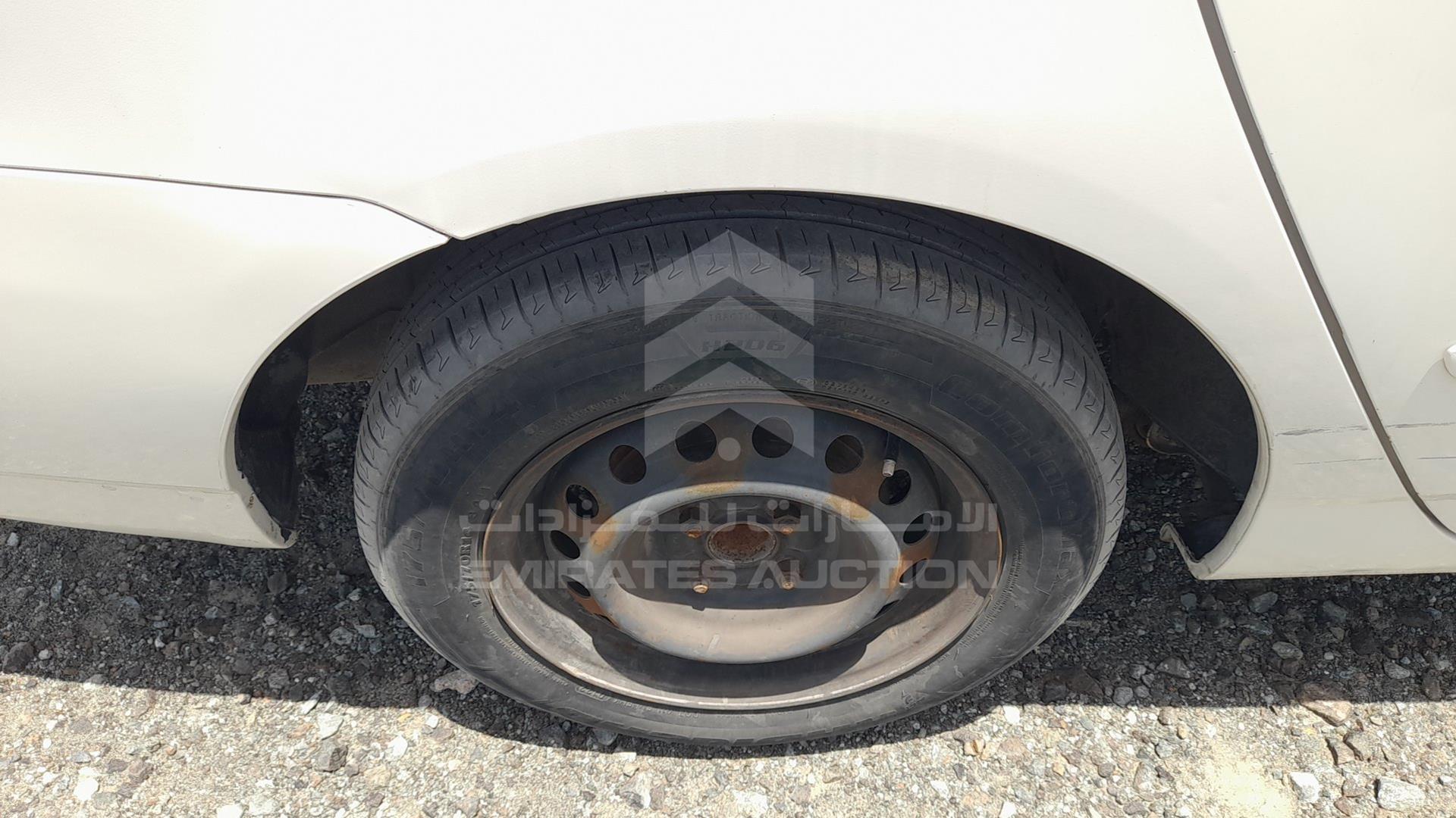 2005 TOYOTA COROLLA VIN: JTDBW23E353080149