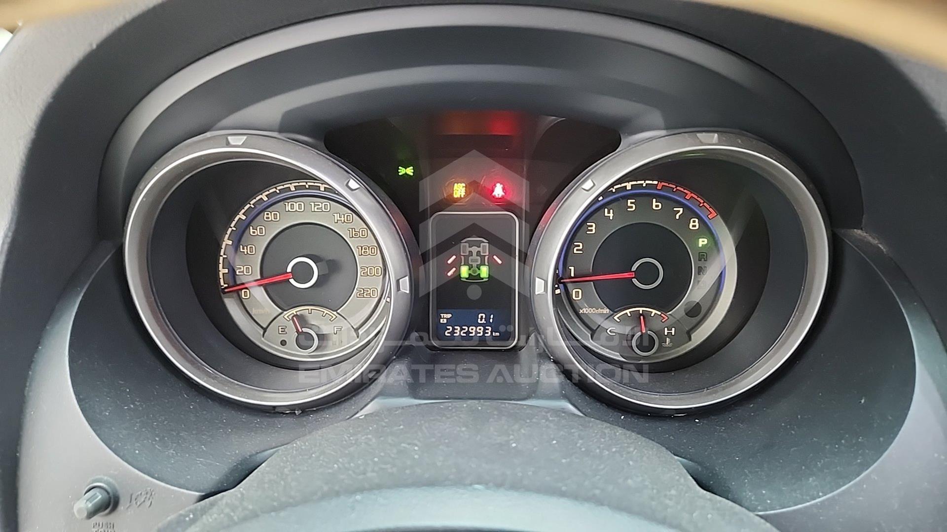 2010 MITSUBISHI PAJERO VIN: JMYLRV95WAJ716207
