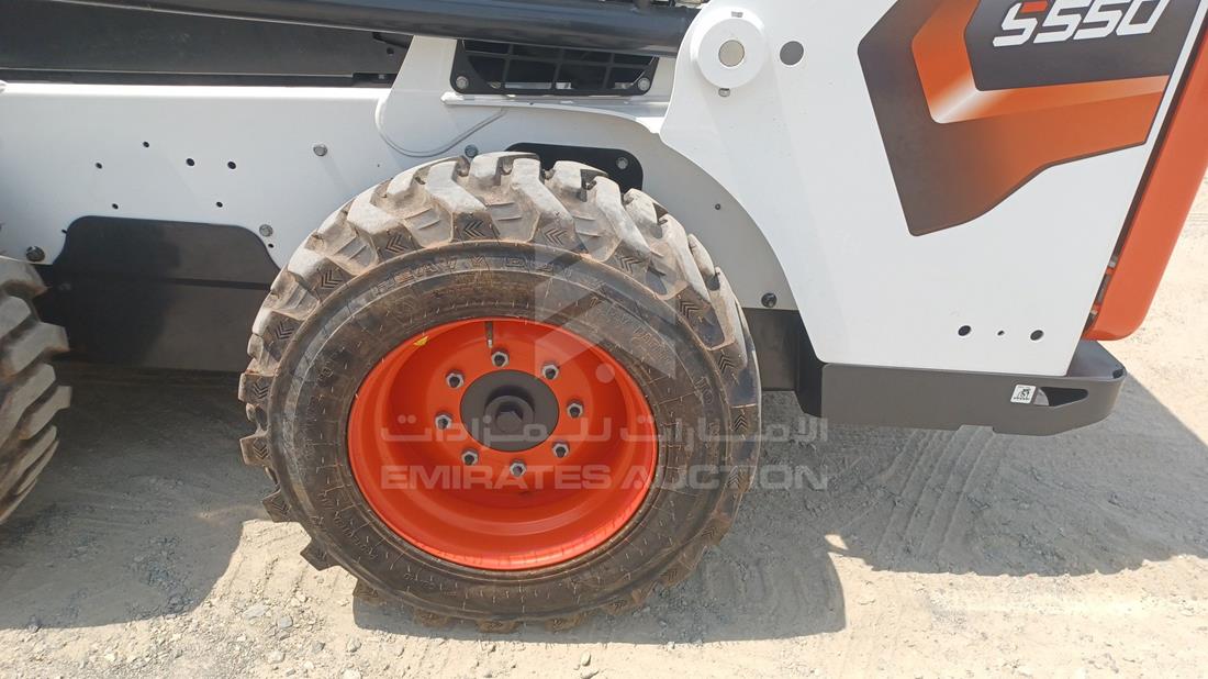 2026 Bobcat S550 — Rear Left Tyre — Photo 32
