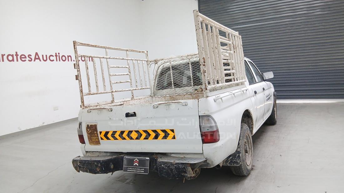 2003 Mitsubishi L 200 — Rear View — Photo 8
