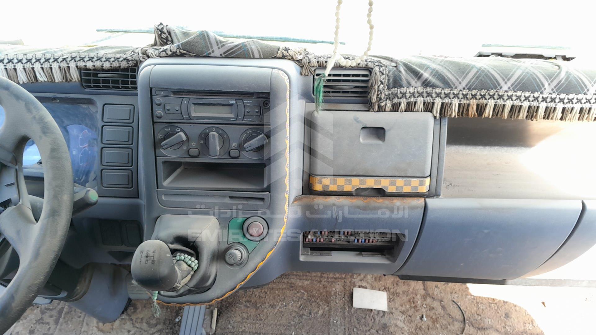 2015 MITSUBISHI CANTER VIN: JL6B6E6P3FK021468