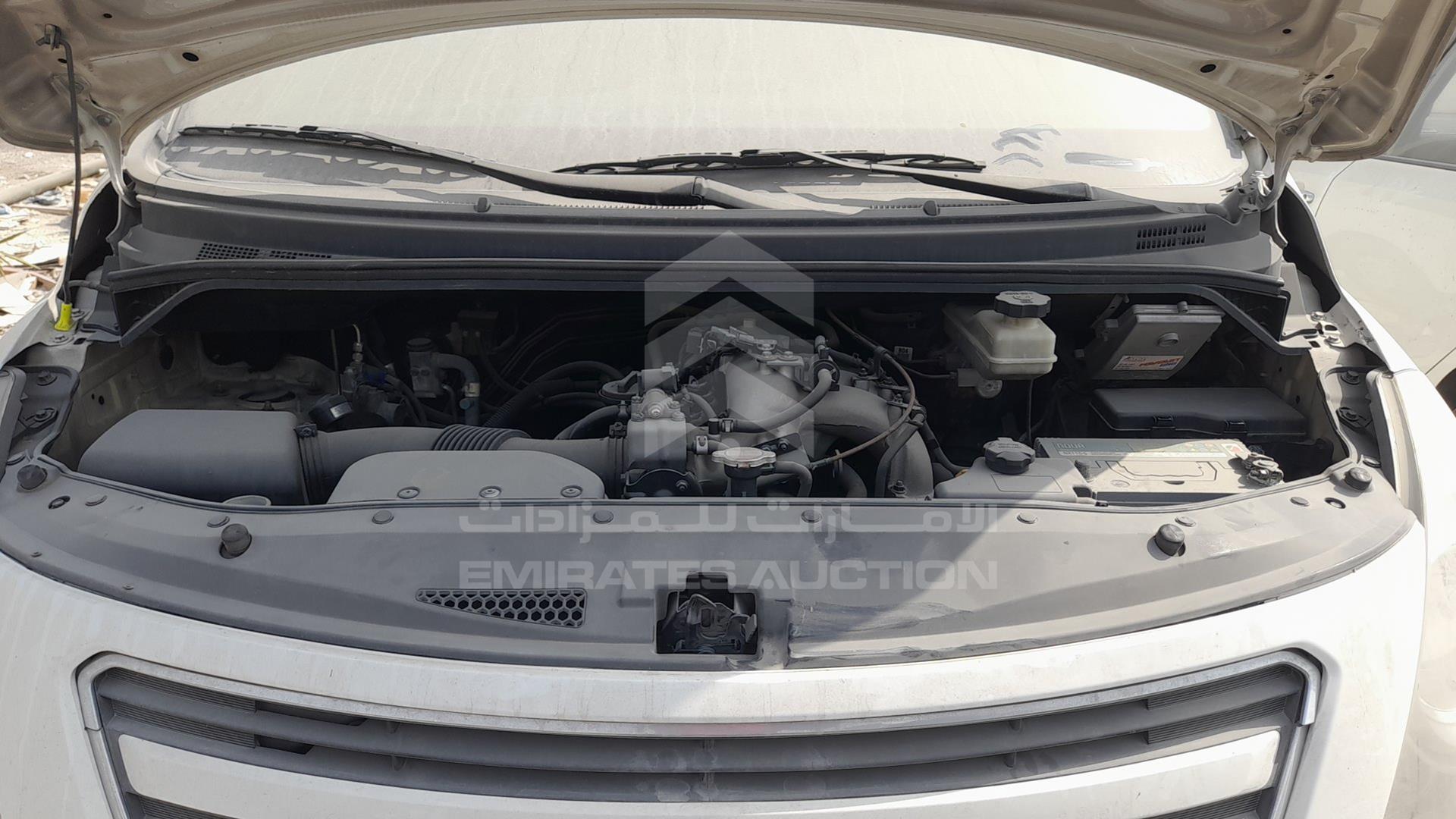 2016 HYUNDAI H1 VIN: KMJWA37R0GU779183