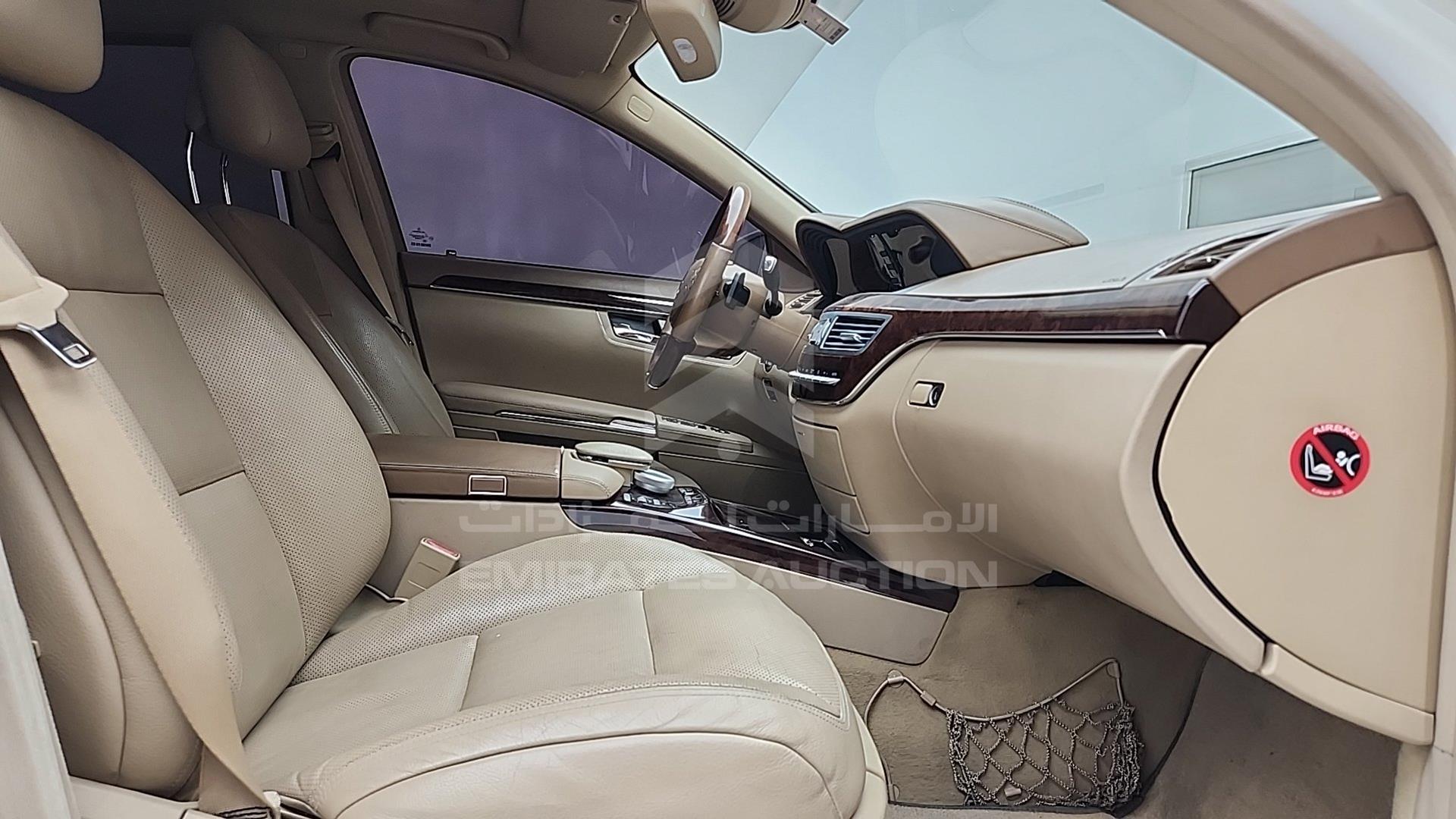 2011 MERCEDES S 350 VIN: WDDNG5GB4BA352085