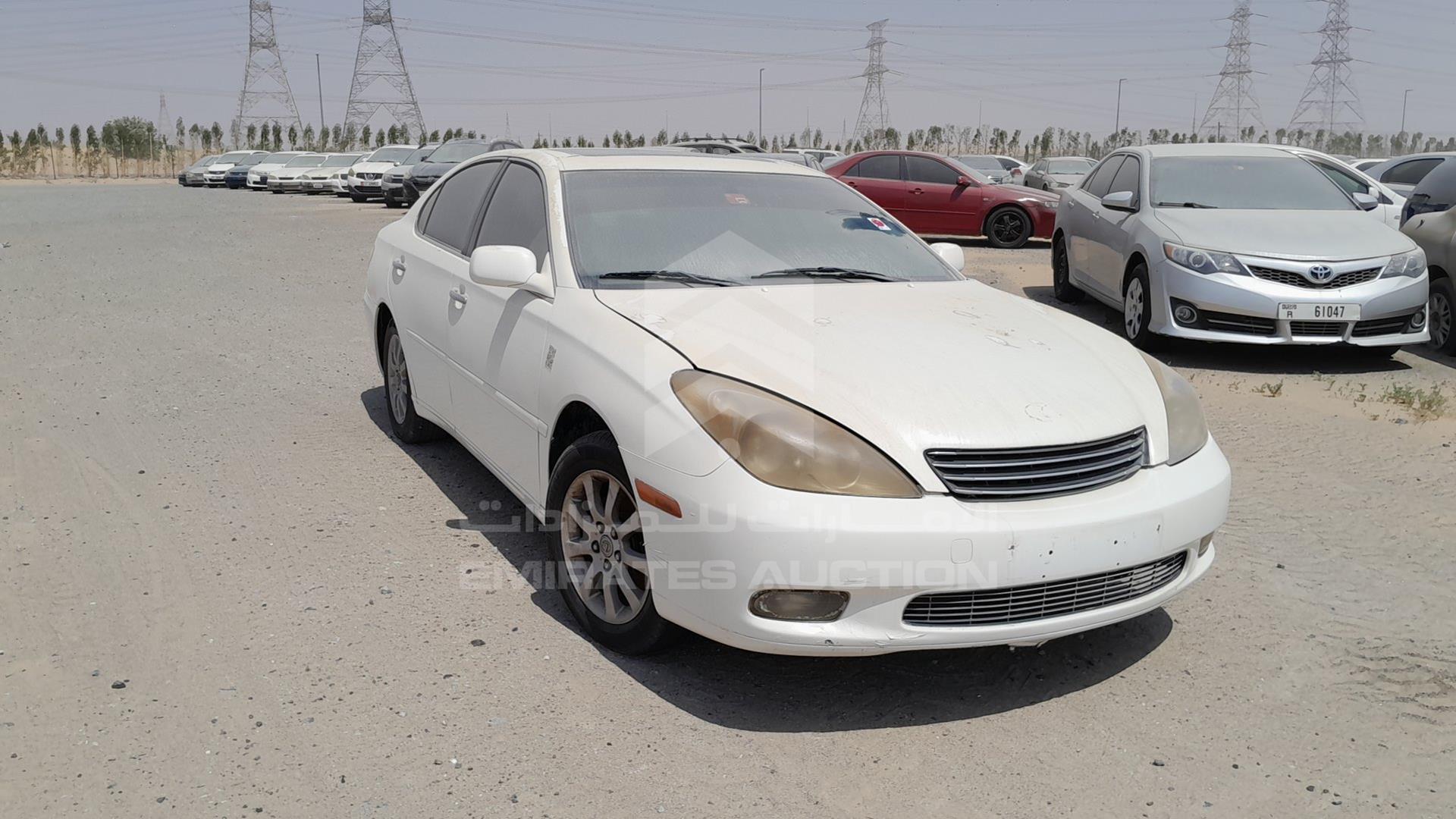2002 LEXUS ES 300 VIN: JTHBF30G420027791