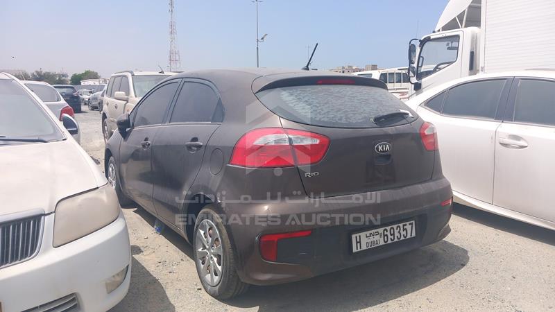 KNADN5120G6759204 Auction: EmiratesAuction Lot: 406093 KNADN5120G6759204 Kia Rio 2016 BROWN Photo 5