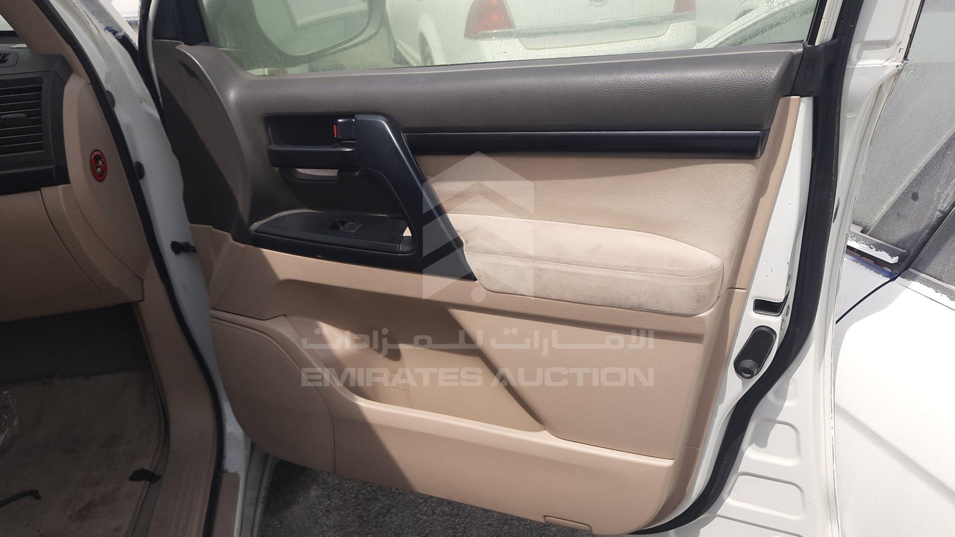 2013 TOYOTA LAND CRUISER VIN: JTMDU09J3D5072658