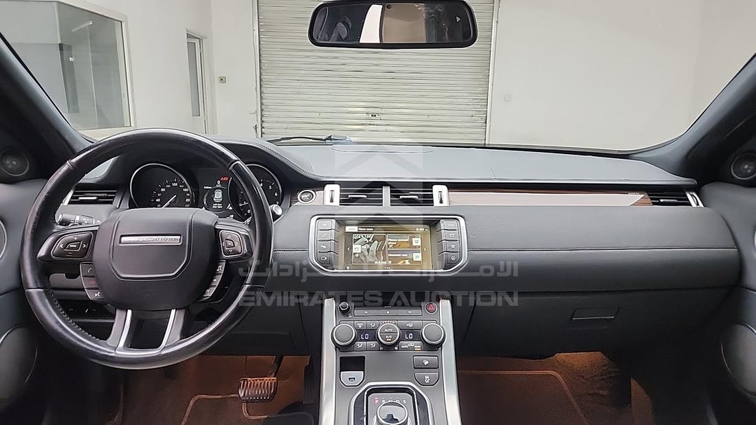 2016 Range Rover Evoque — Full Dashboard View — Photo 17