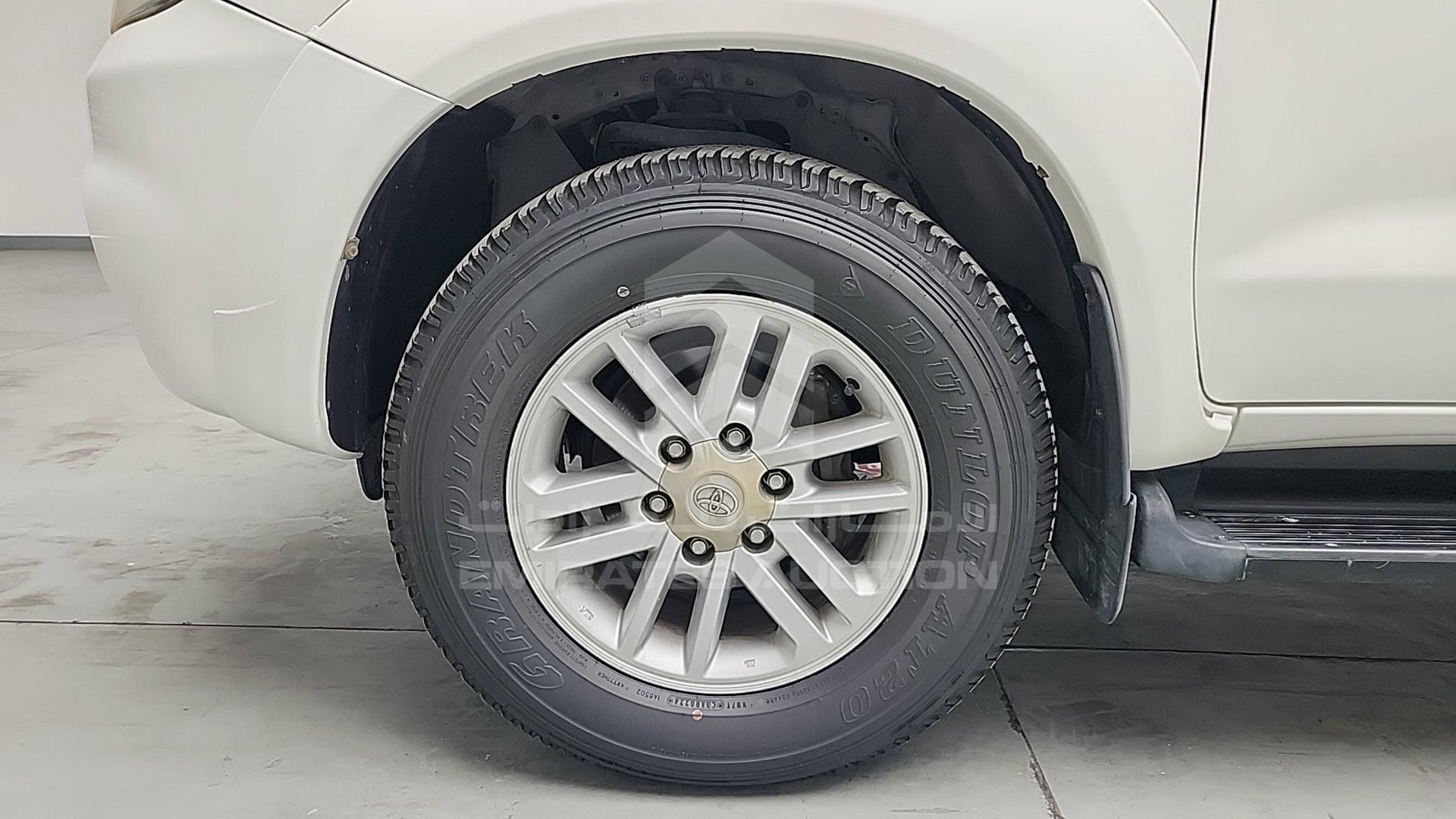 2007 TOYOTA FORTUNER VIN: MHFYX59G078002875