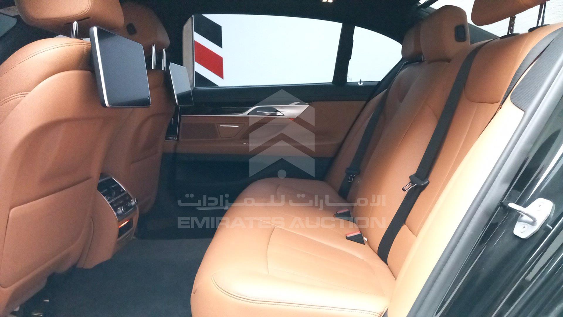 2017 BMW 730 LI VIN: WBA7E0106HG673177