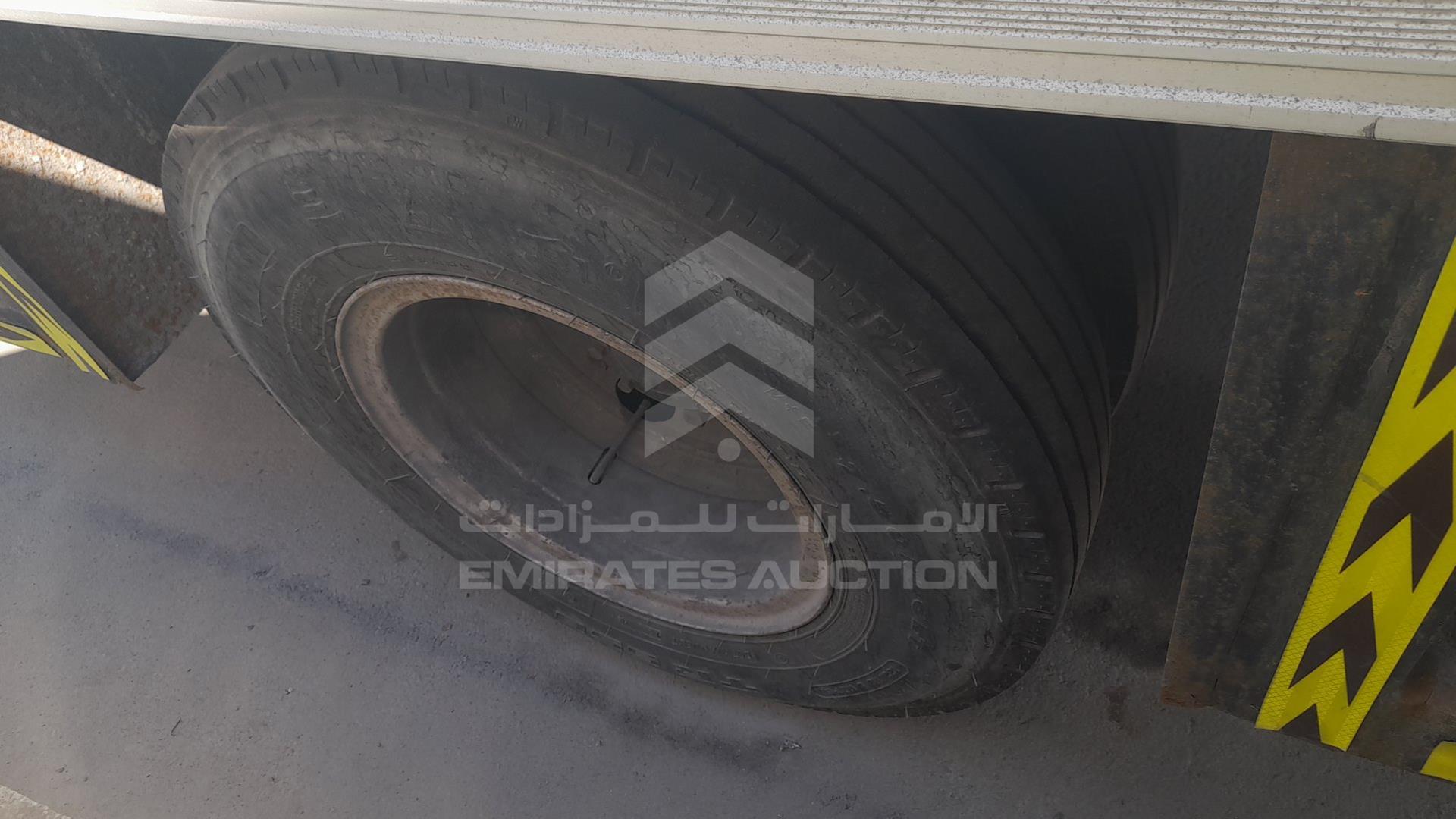 2015 MITSUBISHI CANTER VIN: JL7B6E1P8FK019136