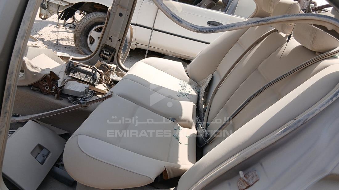بي ام دبليو 316 2012 — زاوية الراكب الخلفي اليسرى — صورة 19