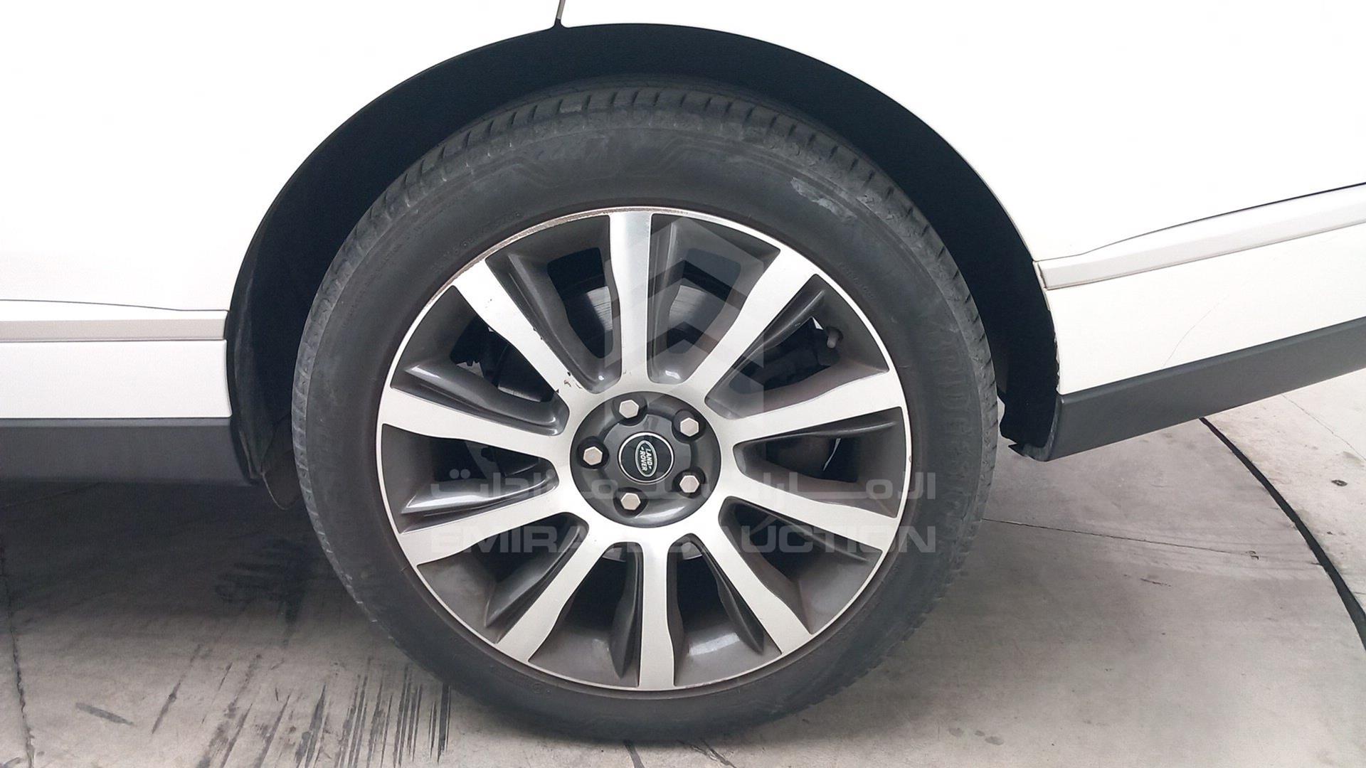 2014 RANGE ROVER VOGUE VIN: SALGA2EF0EA174181