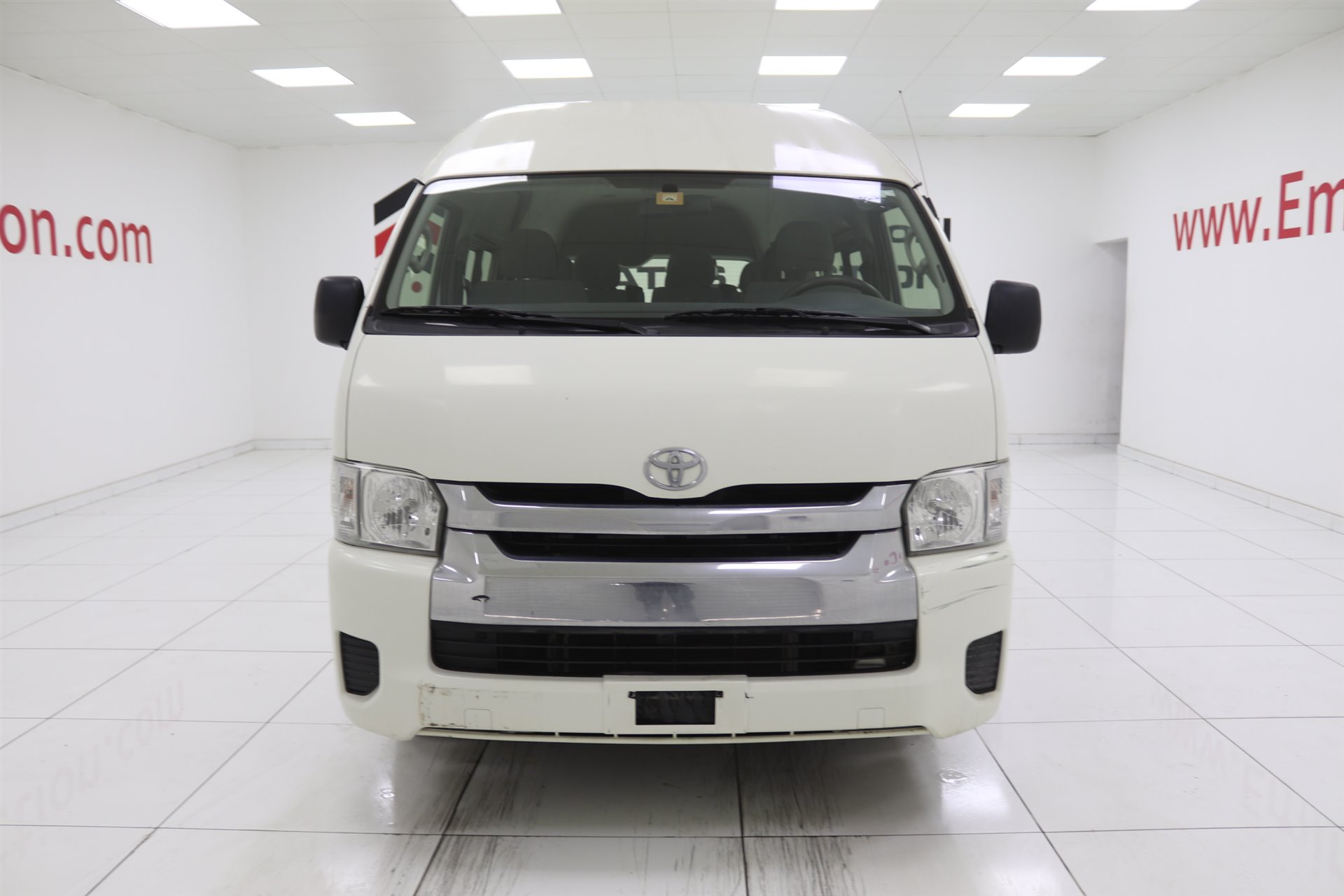 Toyota hiace 2014