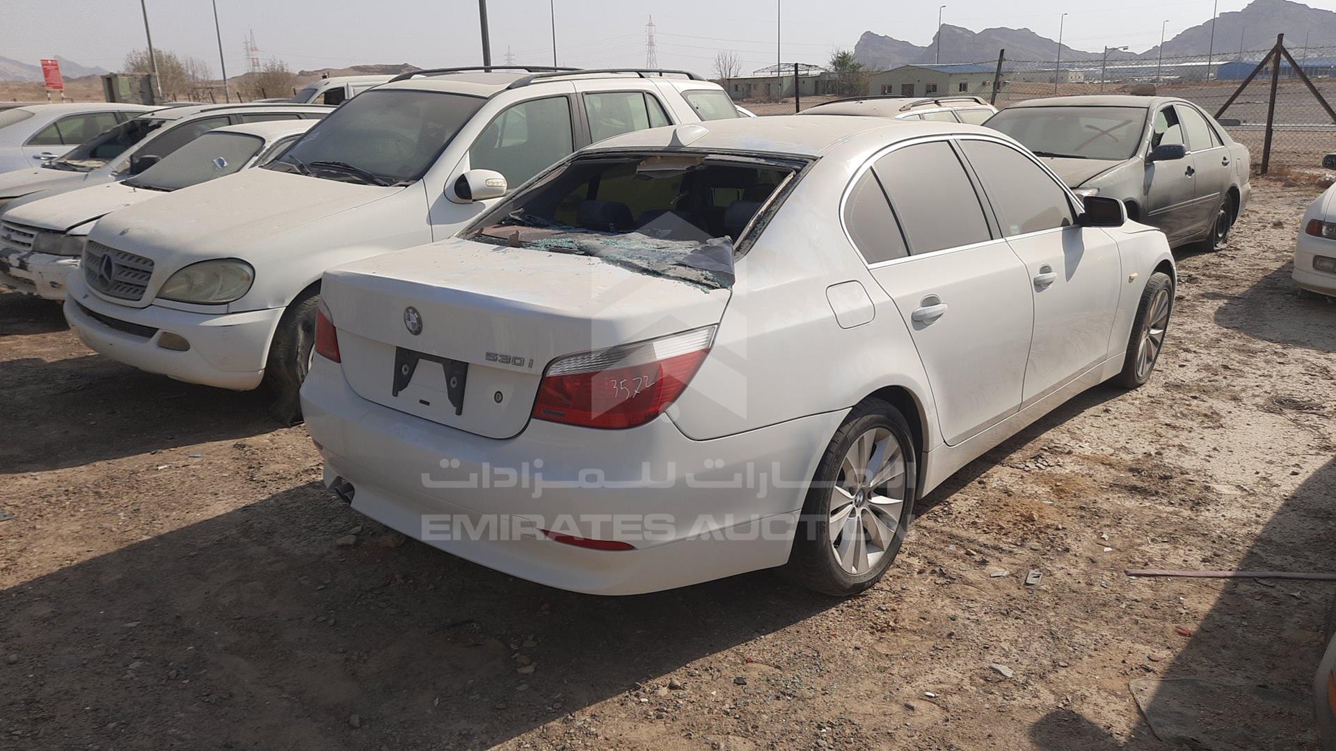 0 BMW 530I VIN: WBANA710X0B607034