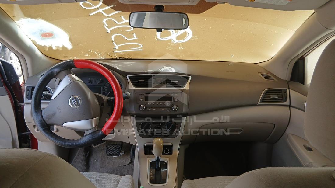 نيسان سينترا 2014 — زاوية الواجهة الكاملة — صورة 15