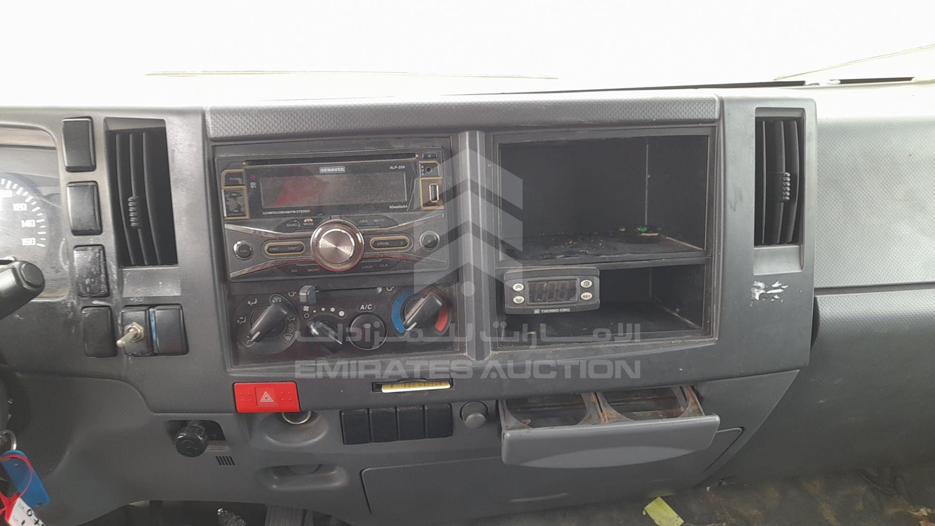 2017 ISUZU NPR VIN: JAAKP34H4H7P07991