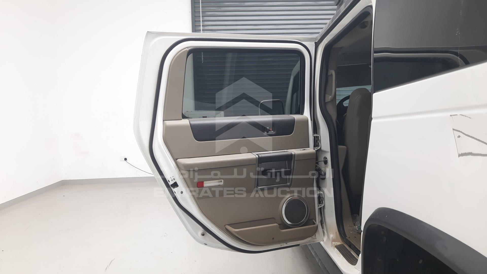 2004 HUMMER H2 VIN: 5GRGN23UX4H107251