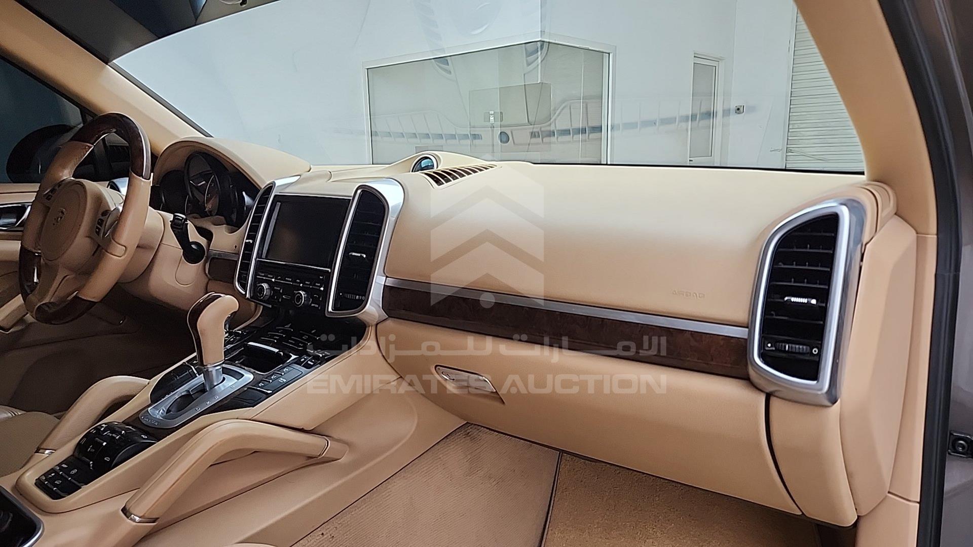 2013 PORSCHE CAYENNE VIN: WP1ZZZ92ZDLA83541